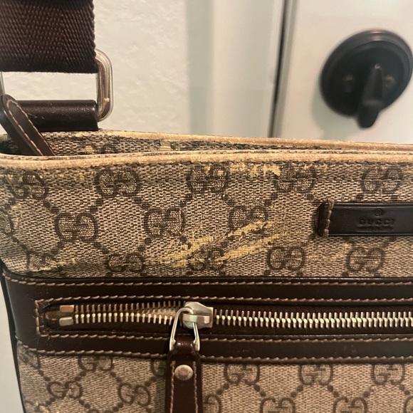 Authentic Gucci - Picture 10 of 10